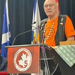 Zástupce původních kanadských obyvatel na konferenci v Ottawě